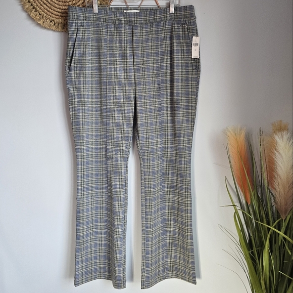 Anthropologie, New, Knit Gray High Waist Plaid Academia Bootcut Pants, Size XL - Picture 11 of 11